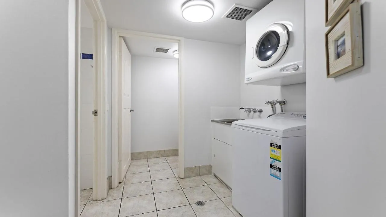 Tranquil Shores Unit 16 Caloundra Qld 0*,